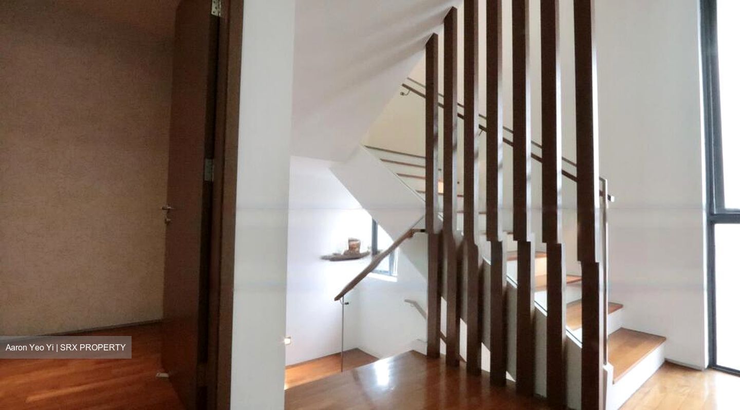 Serangoon Garden Estate (D19), Semi-Detached #442410071